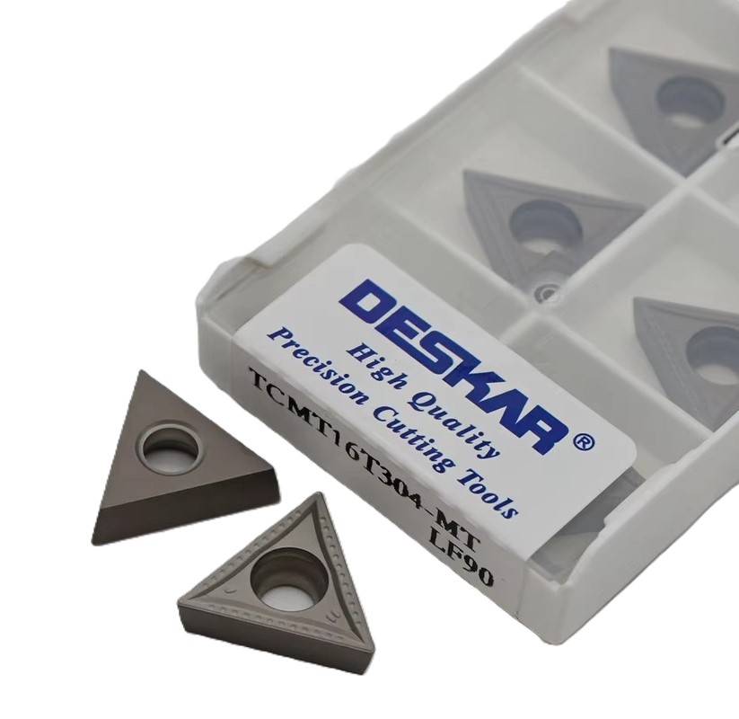 TCMT16T304 MT LF90 токарная пластина Deskar - фото 1